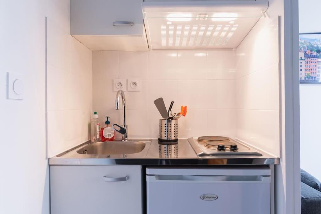 One Night In - Nuit A Apartamento